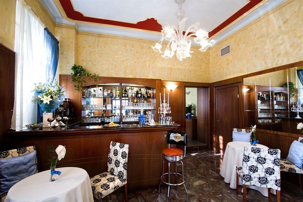 Hotel Londra Alexandrie Extérieur photo
